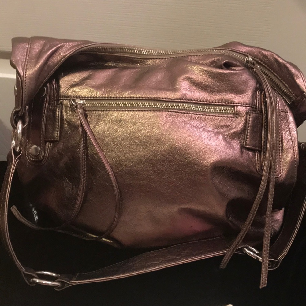 JUNIOR DRAKE HOBO GOLD LEATHER PURSE